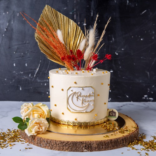 Serene Gold Cake