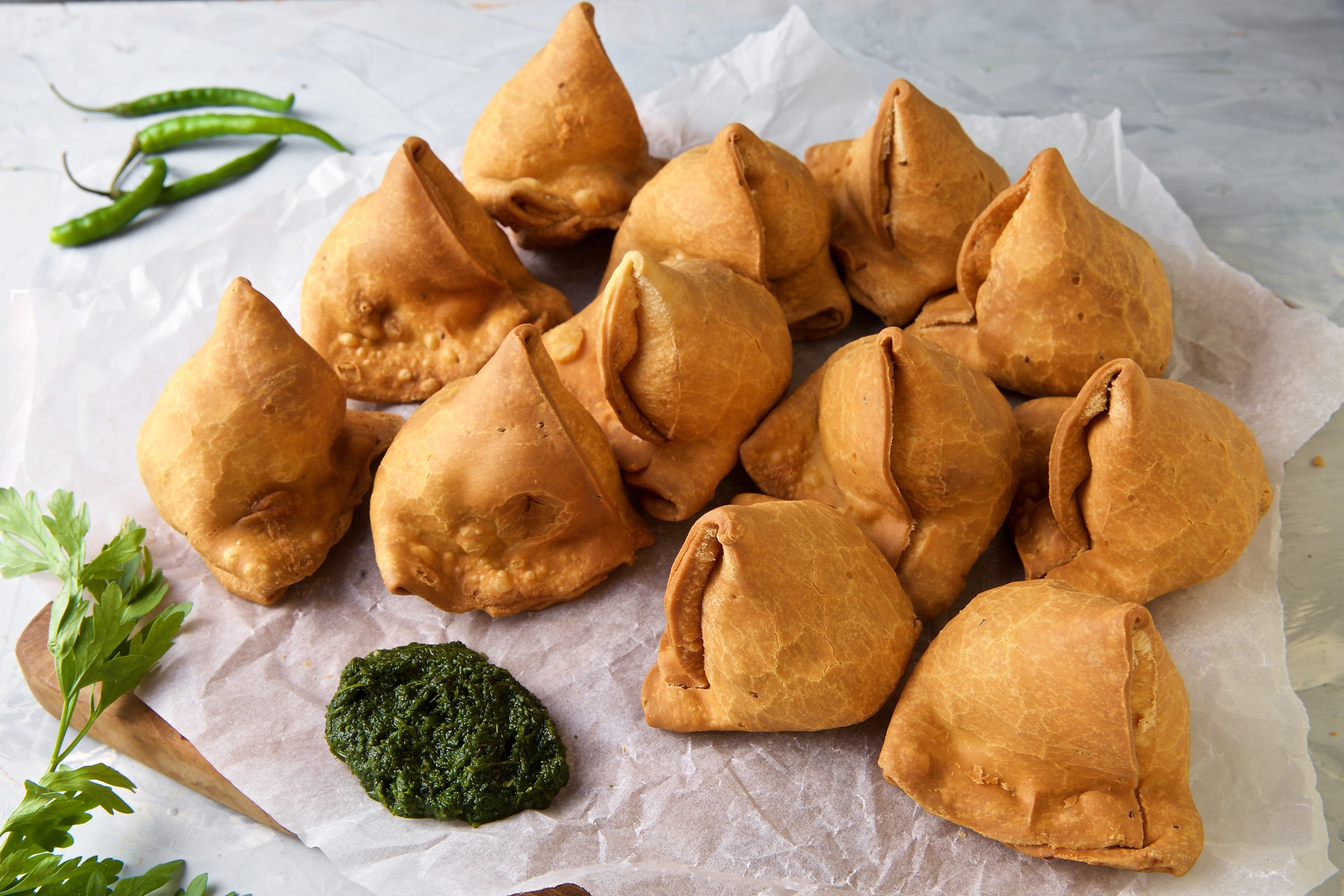 Veg Punjabi Samosa Reg (100g)