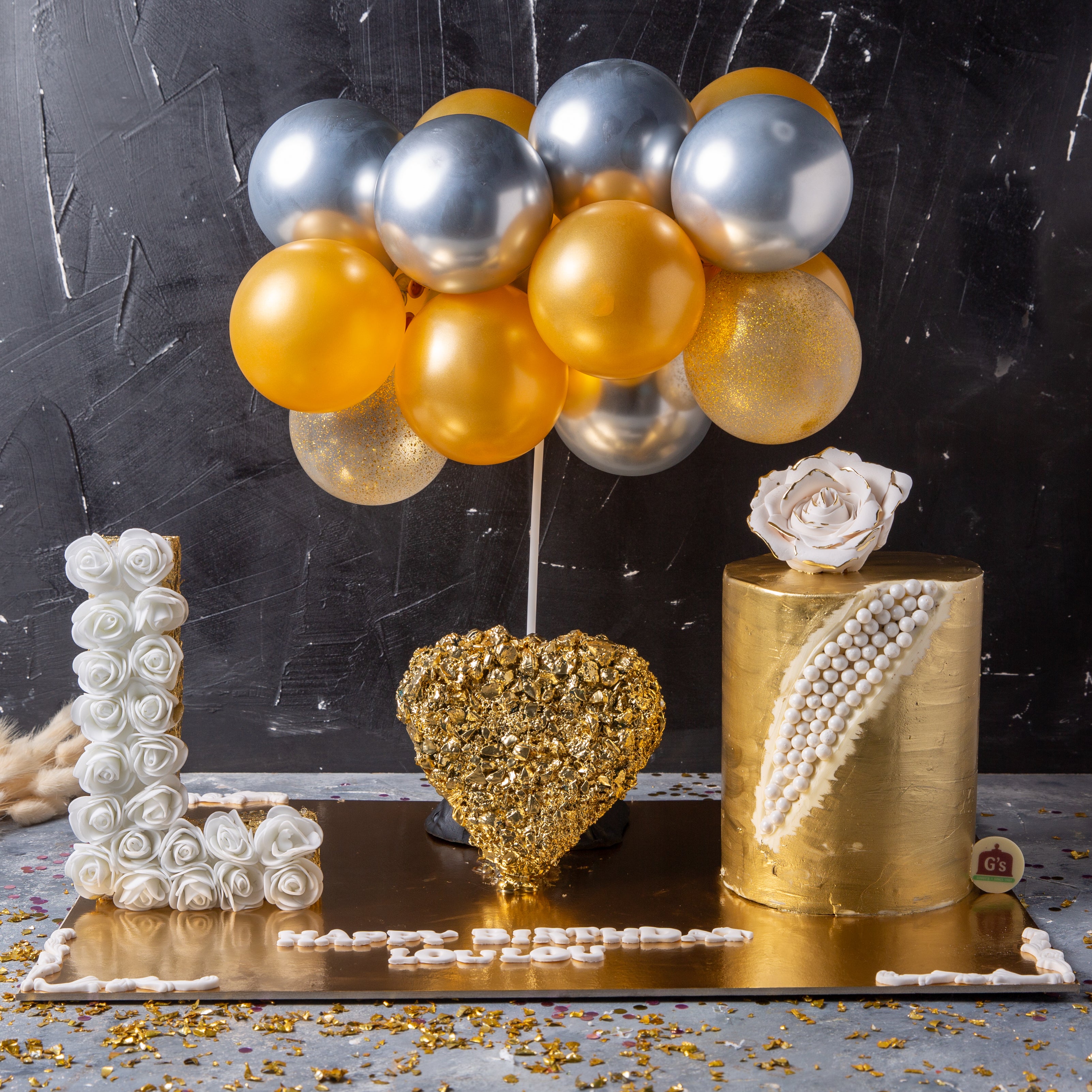 Gold Glam Birthday Celebrant Letter Balloon Cake Board
